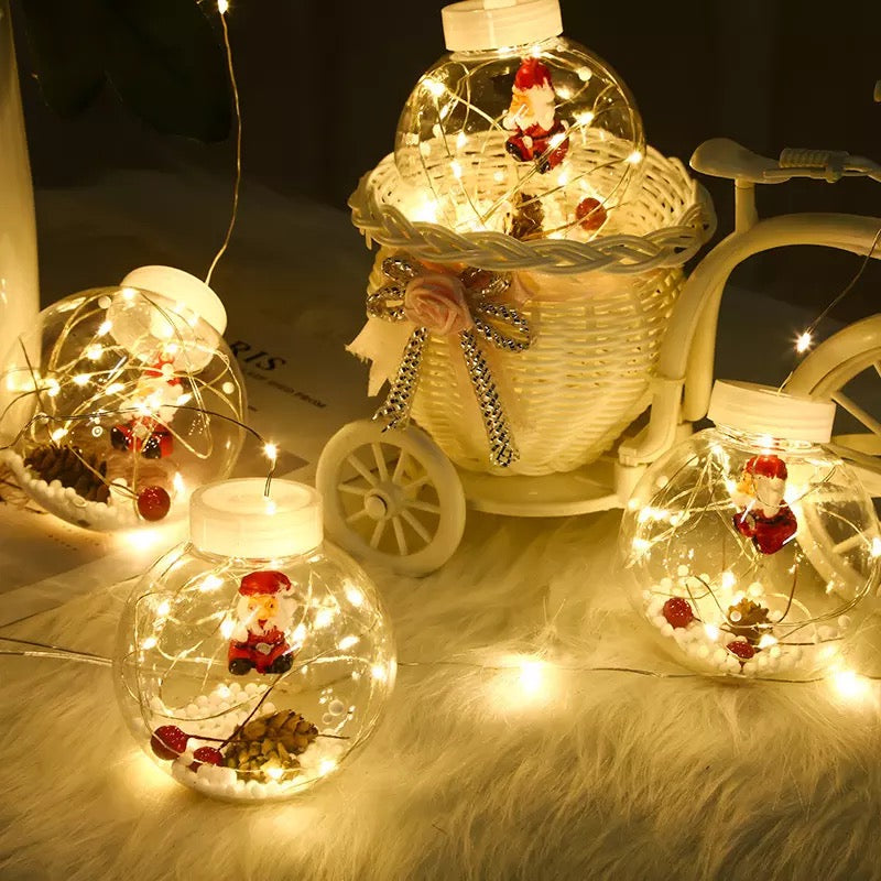 Instalatie de craciun perdea luminoasa becuri cu mos craciun