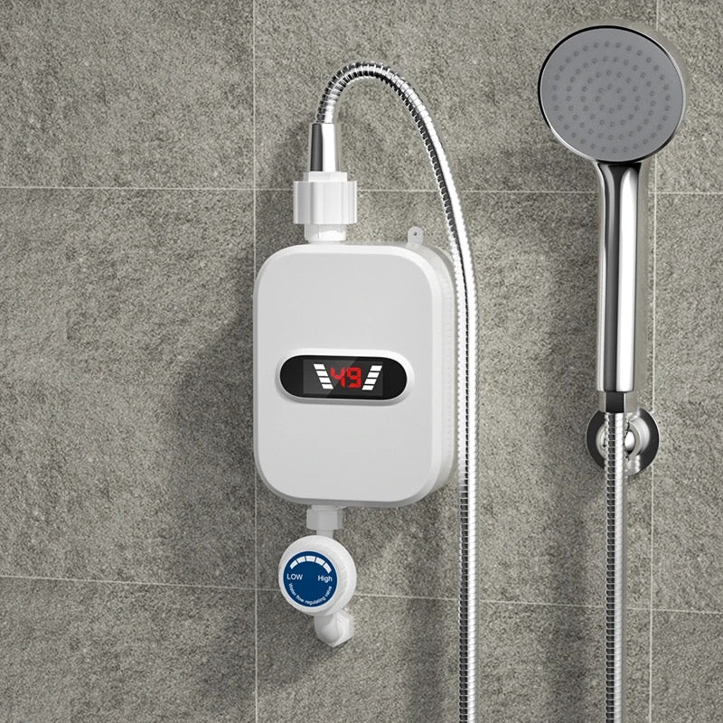 Boiler Electric cu Sistem de Dus 3 litri/minut Putere 3.5 kW