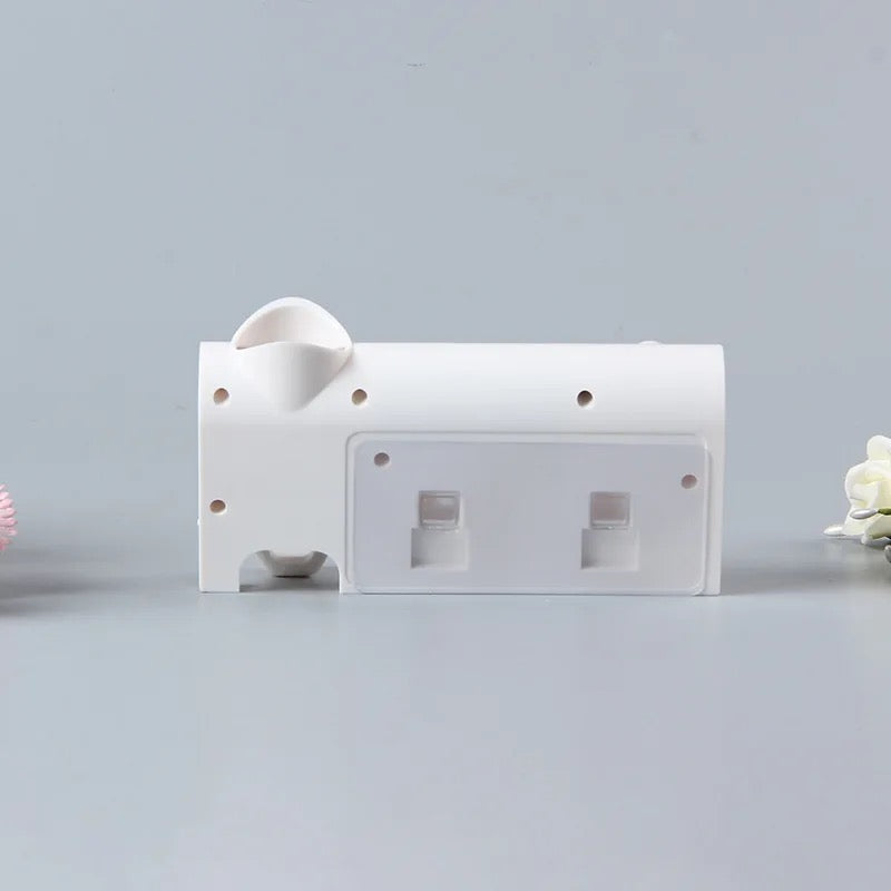 Dozator pentru pasta de dinti cu alimentare solara si sterilizator UV pentru periute